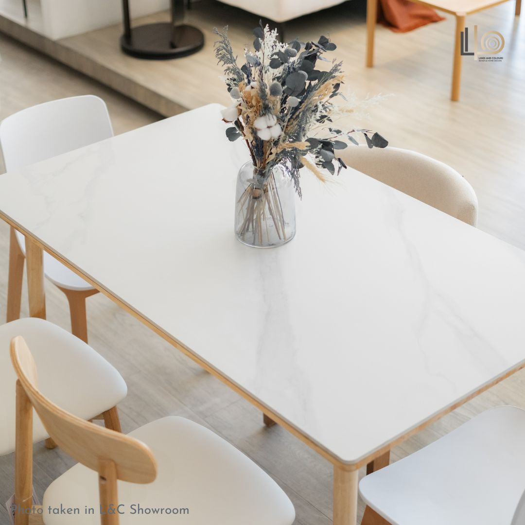 Eccola Dining Table