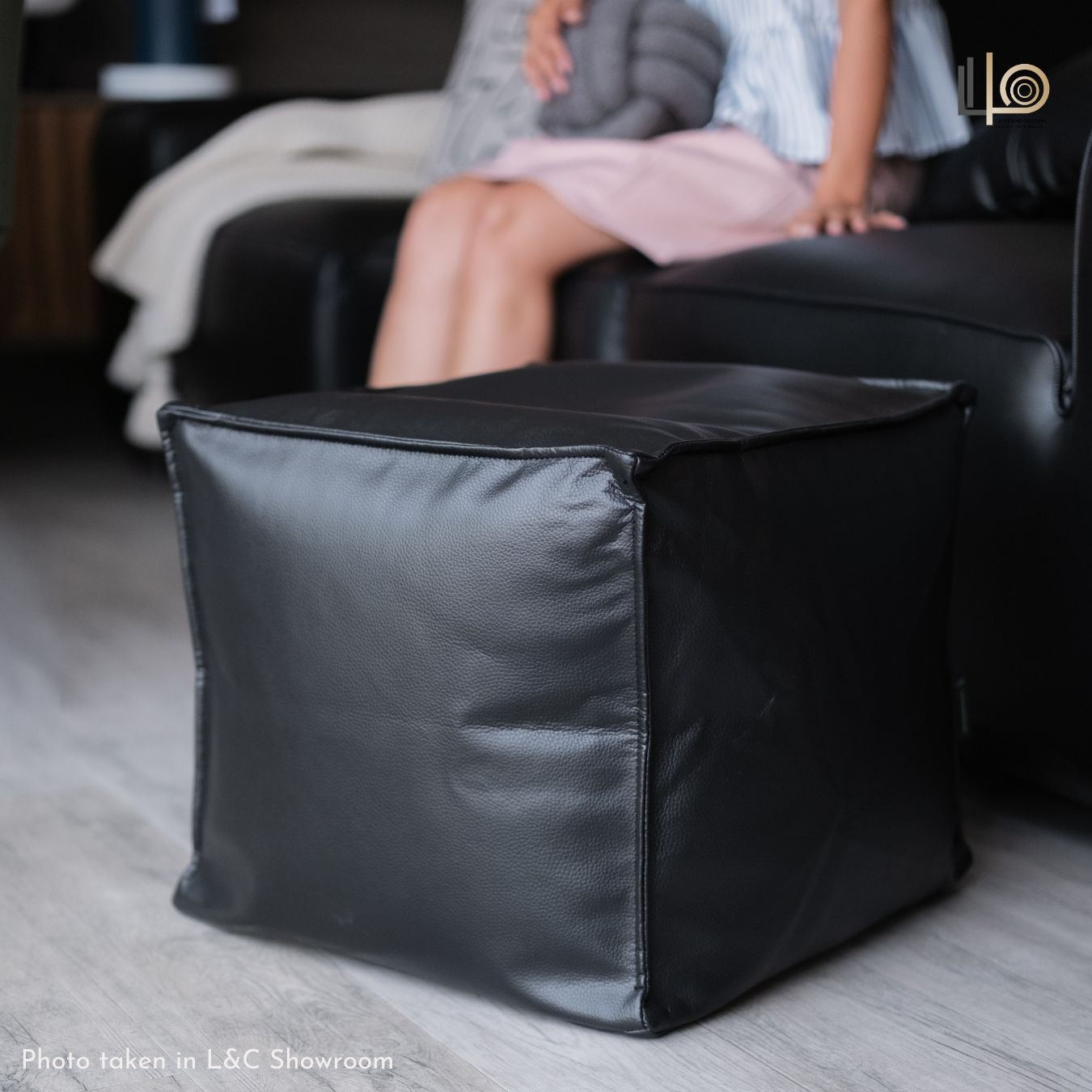Afia Pouffe
