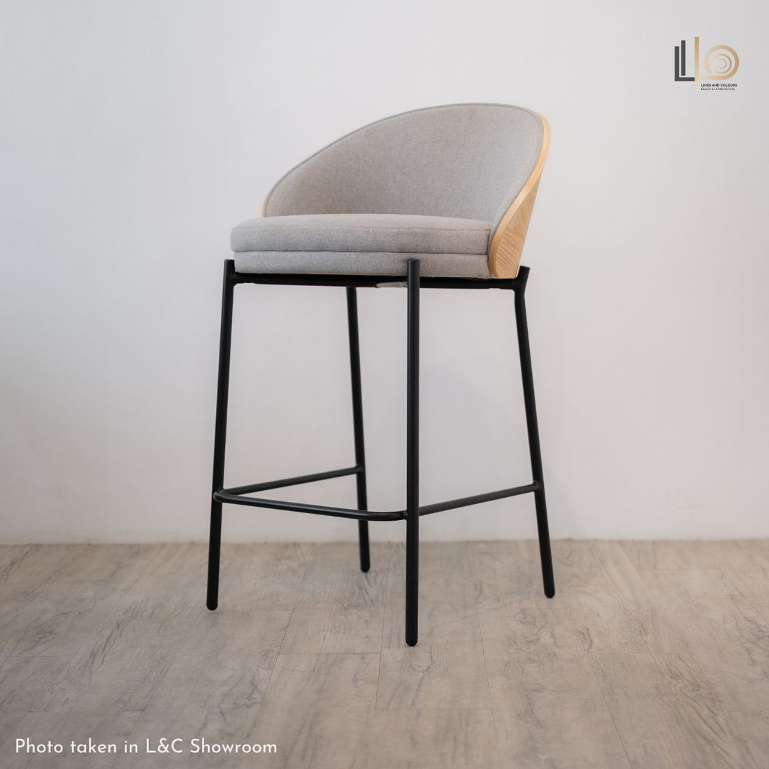 Yelvi Bar Chair