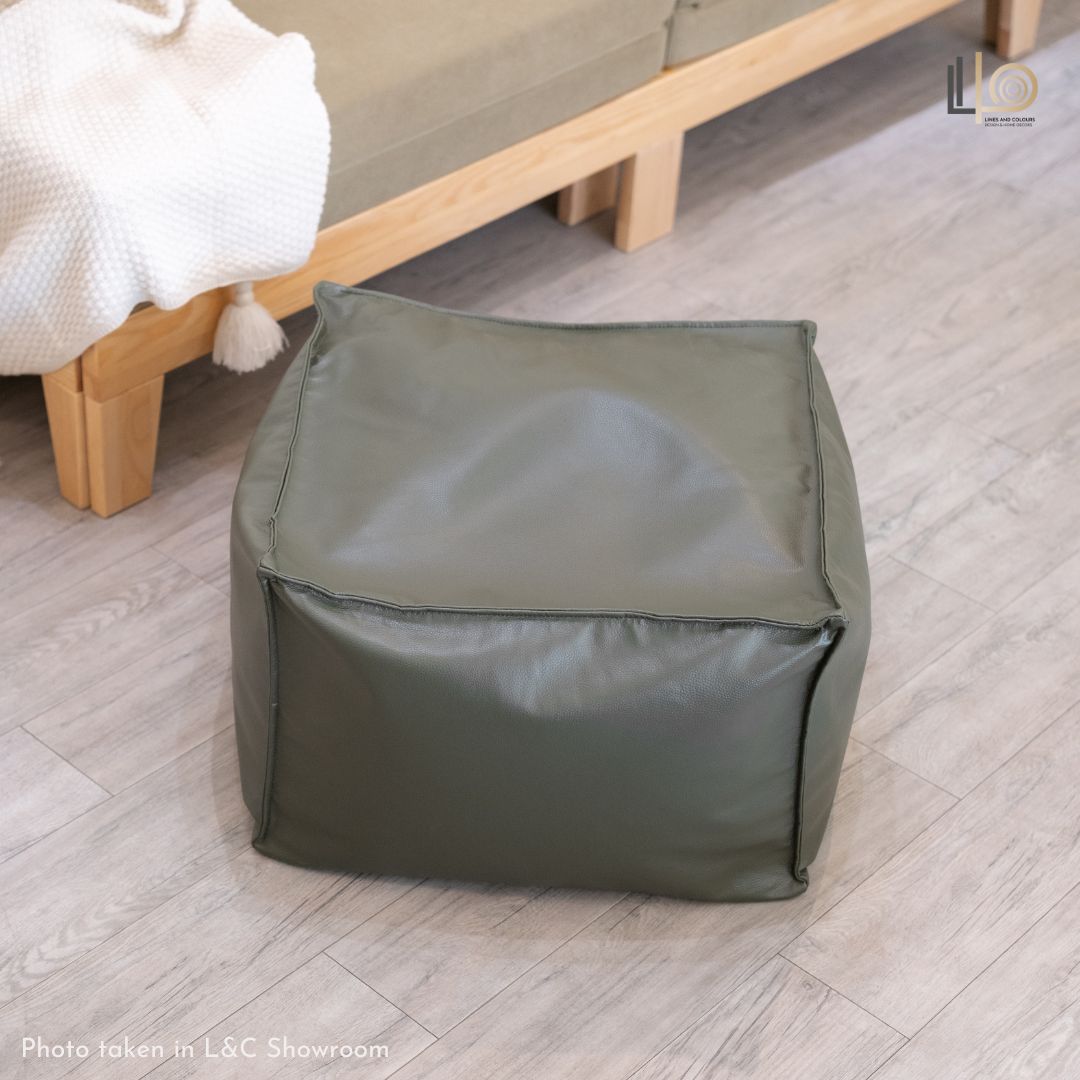 Afia Pouffe