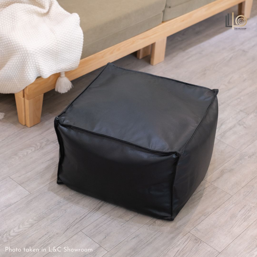 Afia Pouffe