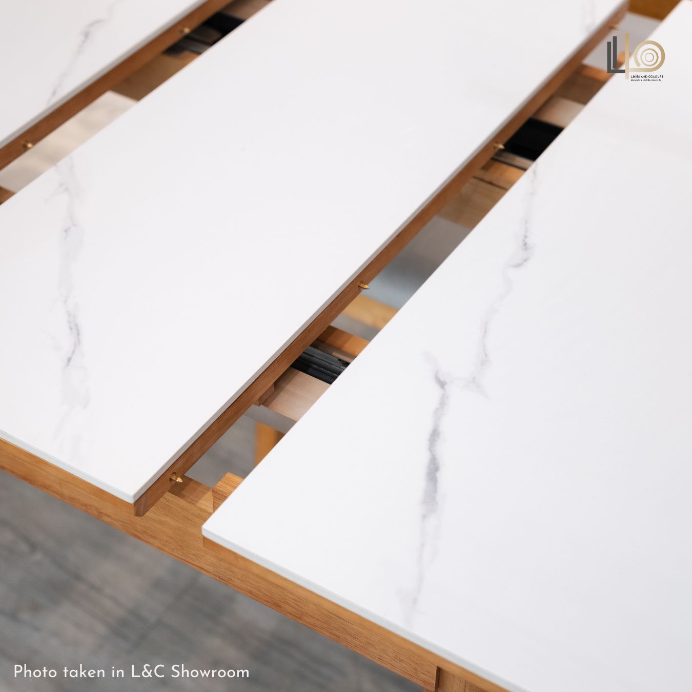 Caena Table