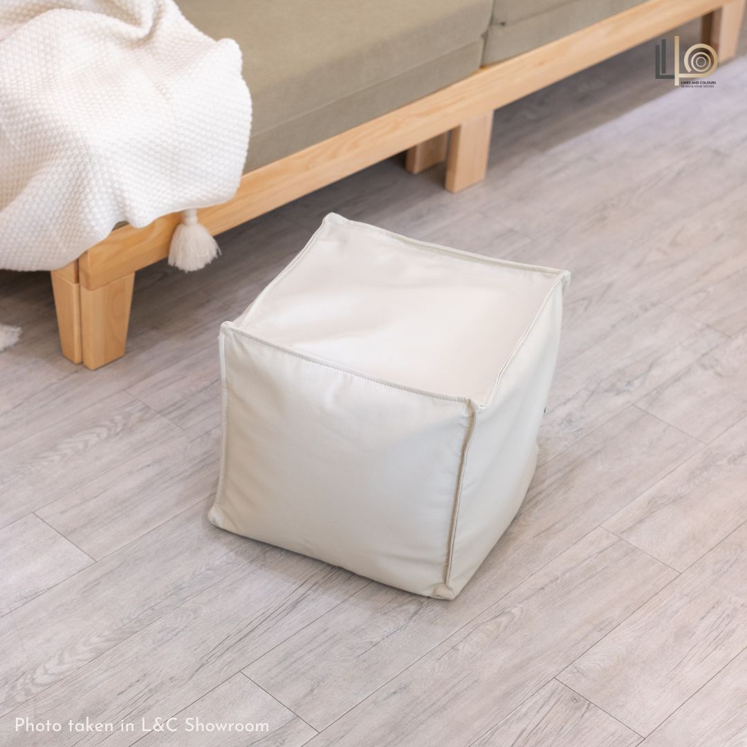 Afia Pouffe