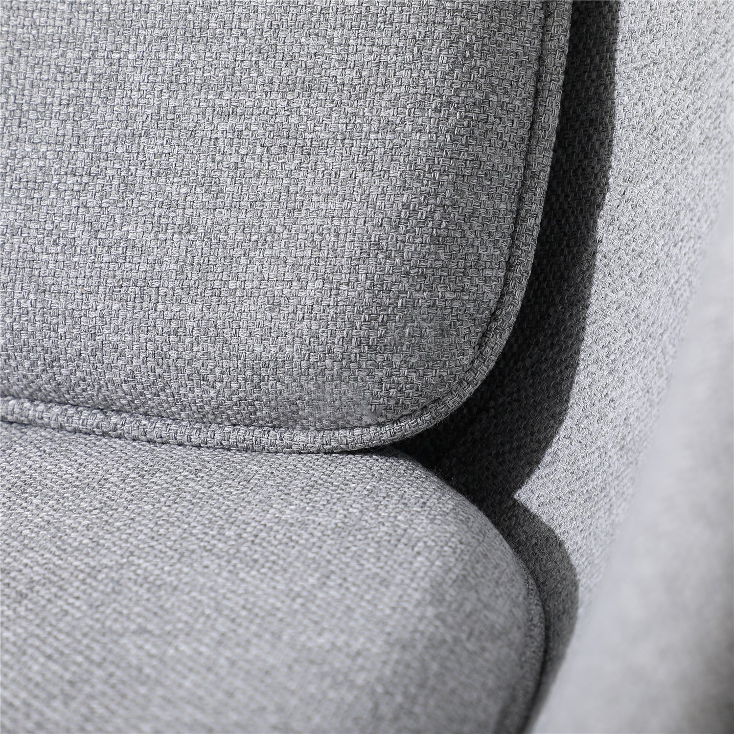 Ryse Lounge Chair