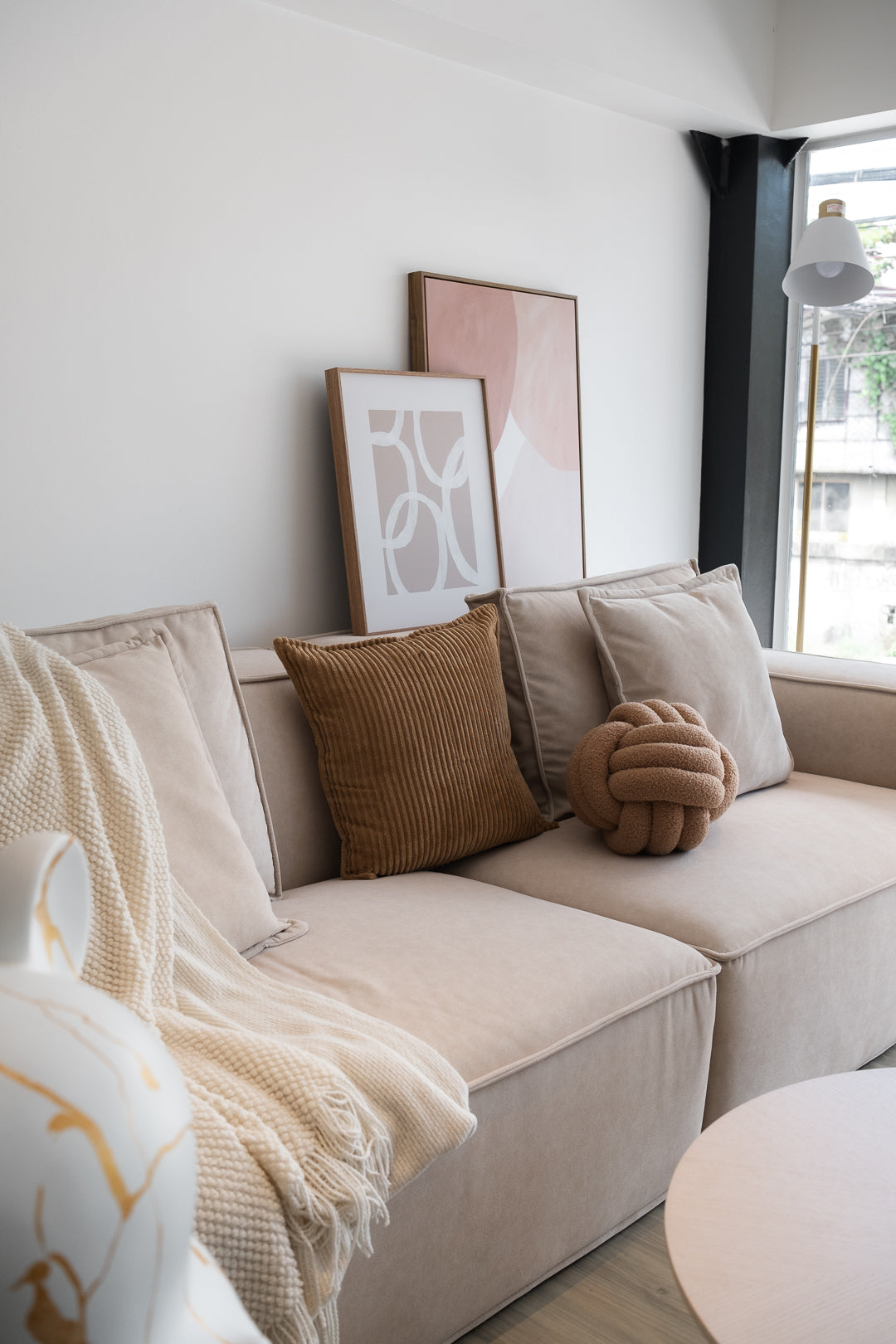 Sefia Sofa
