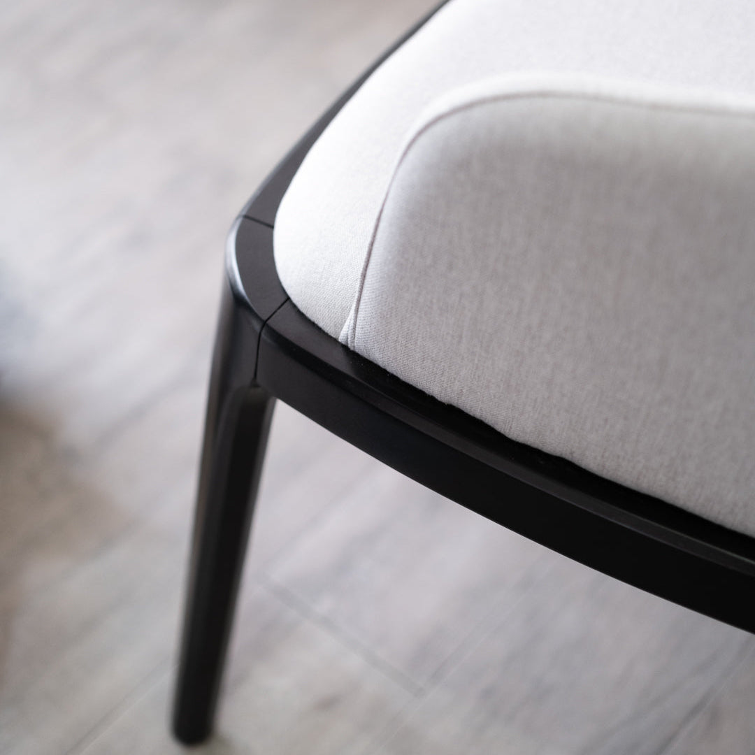 Quiraven Chair