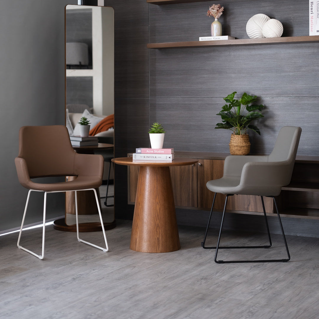 Voya Chair