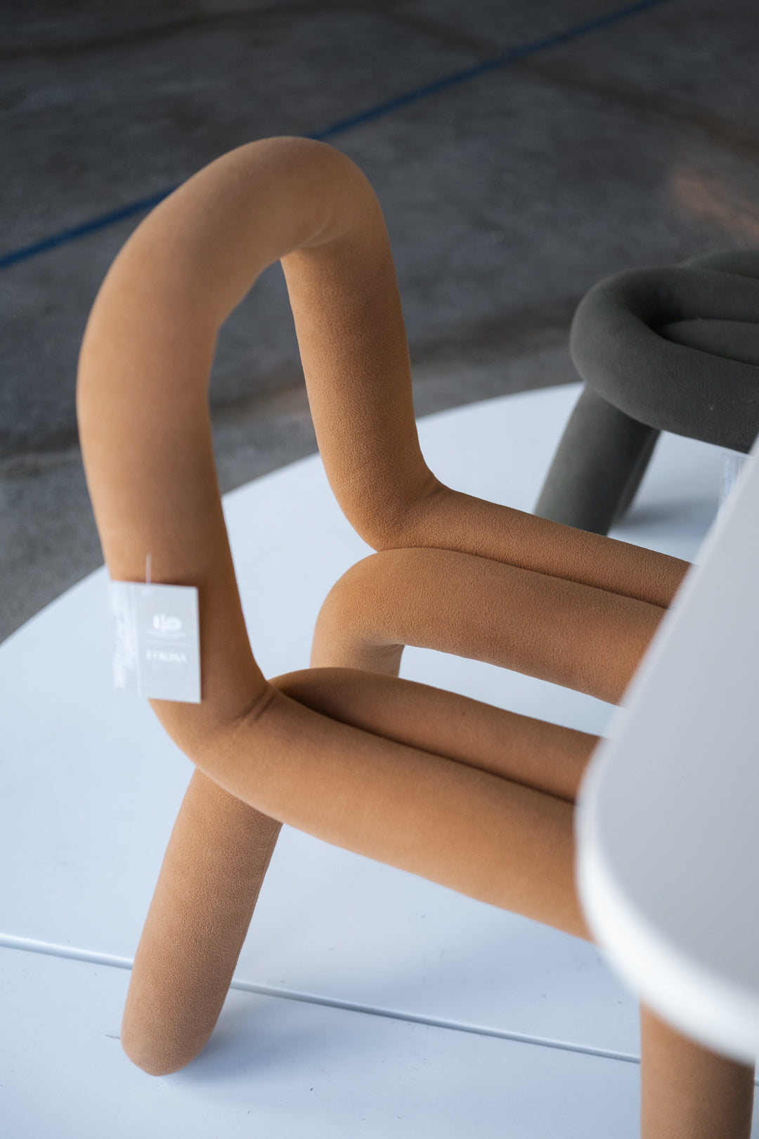 Salli Chair