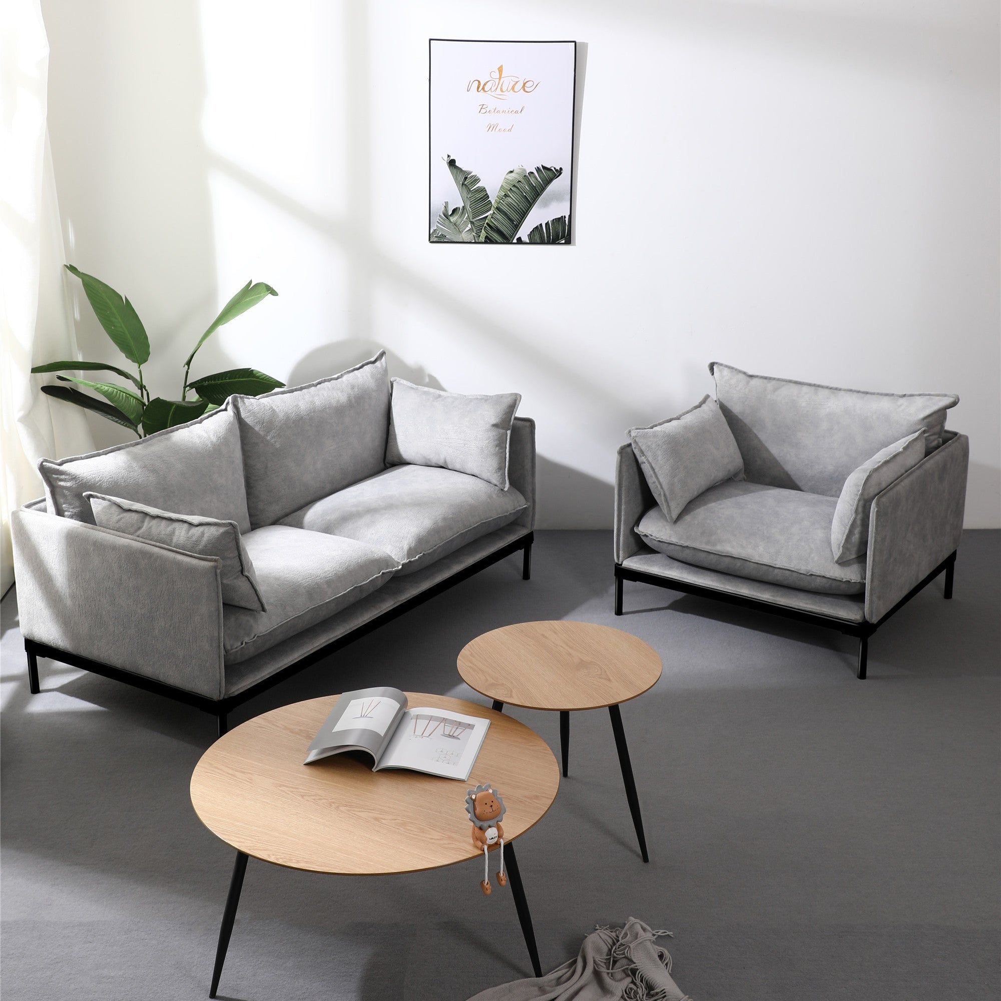 Sashine Sofa