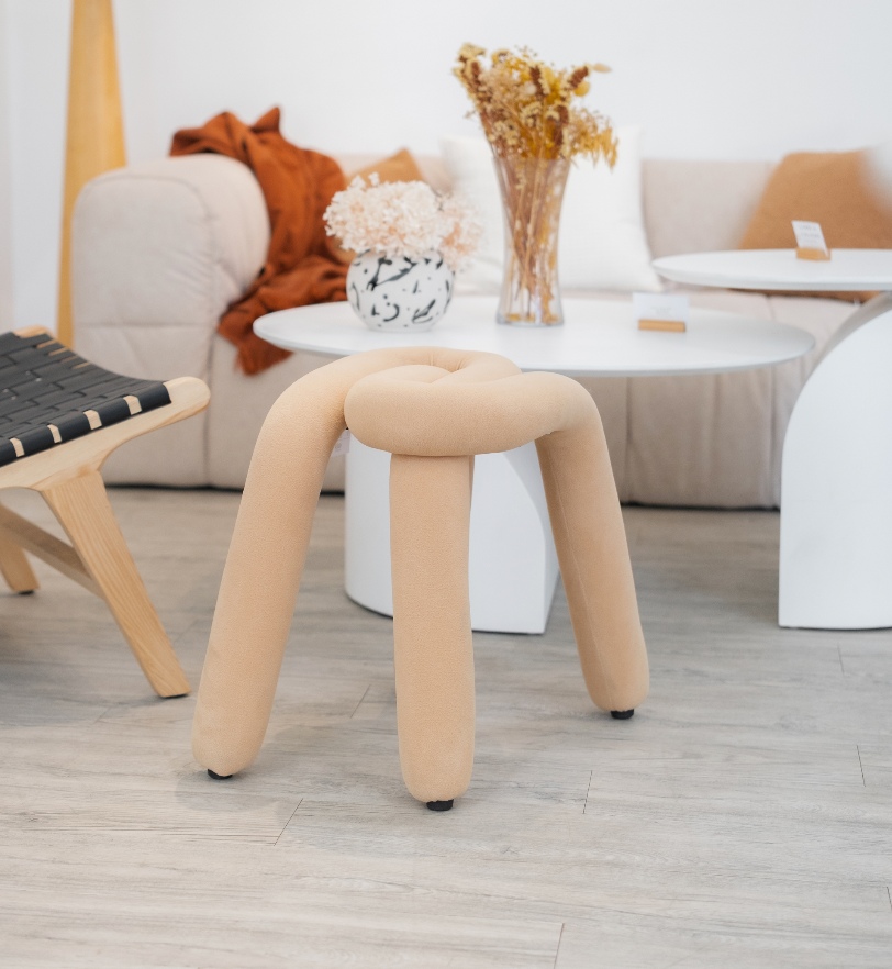 Salli Stool
