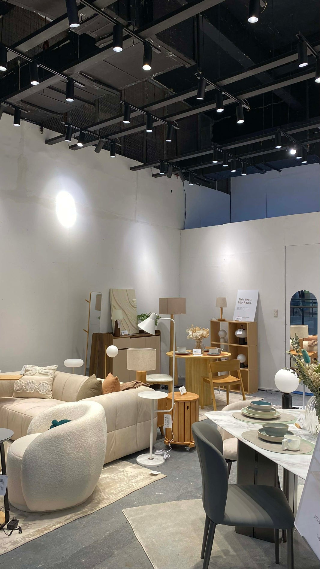 SM JMall Pop-Up