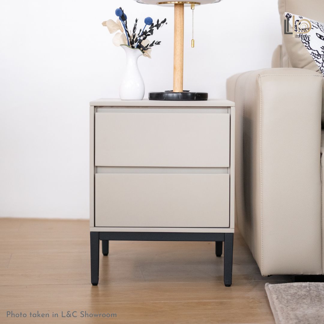 Carbow Night Stand