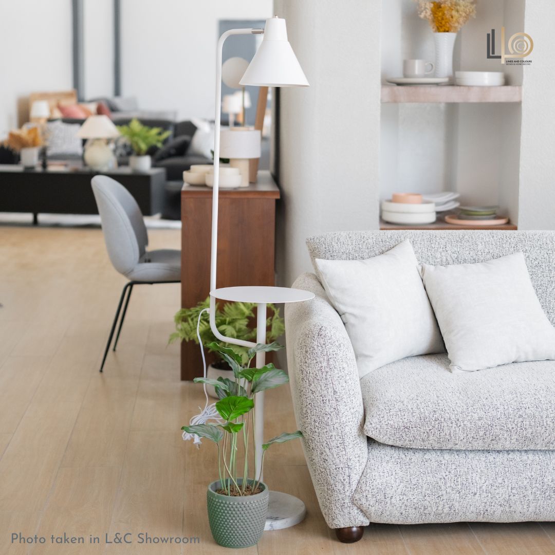 Vibrae Floor Lamp