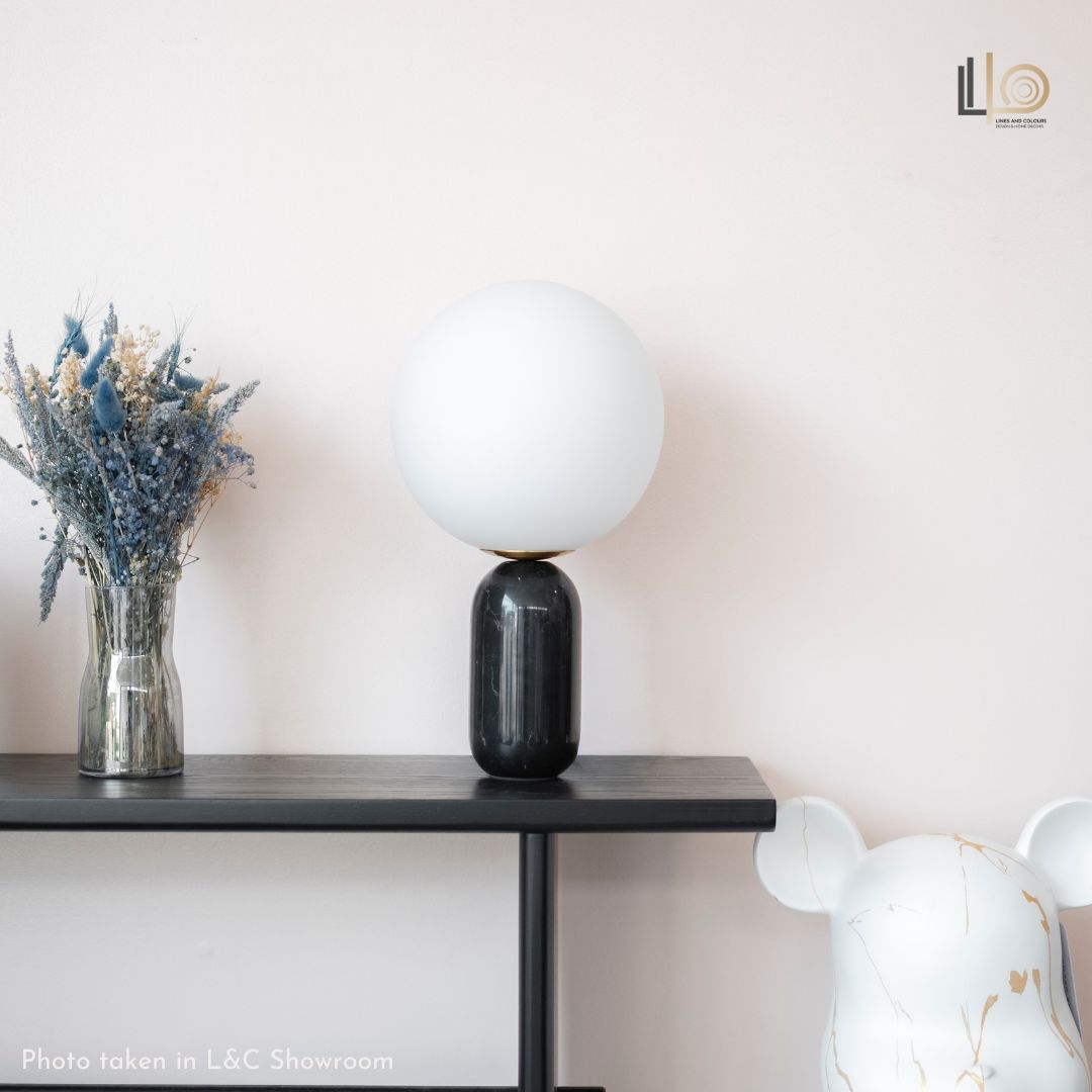 Lexxy Table Lamp