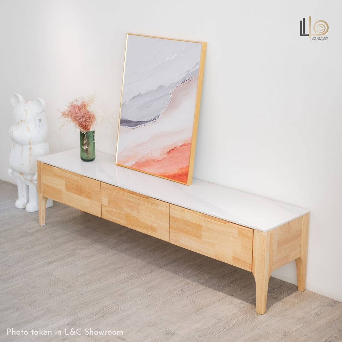 Luffa TV Stand
