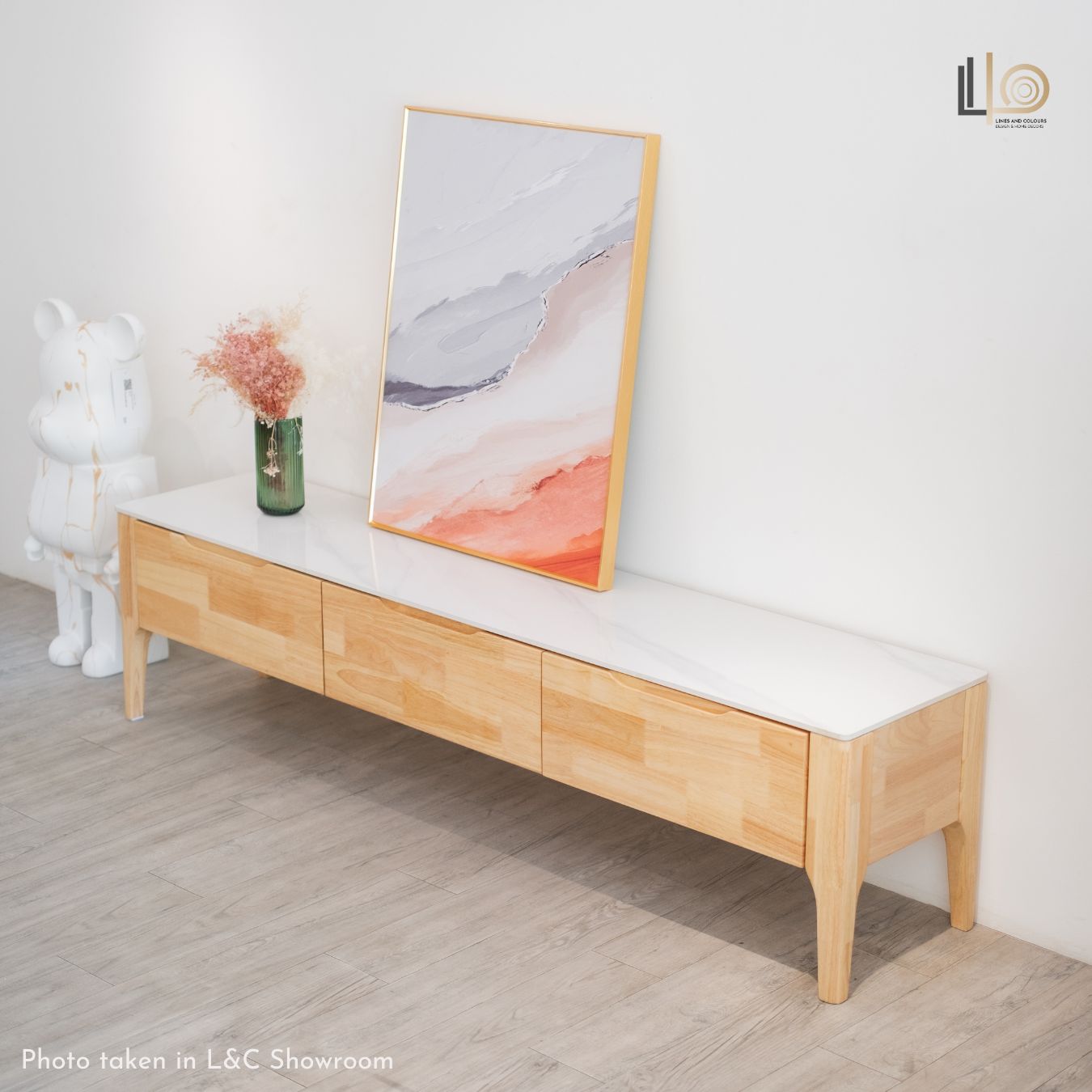 Luffa TV Stand