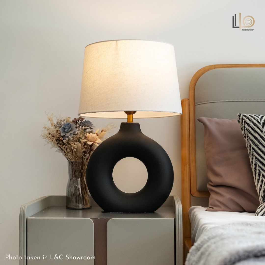 Ovalo Table Lamp
