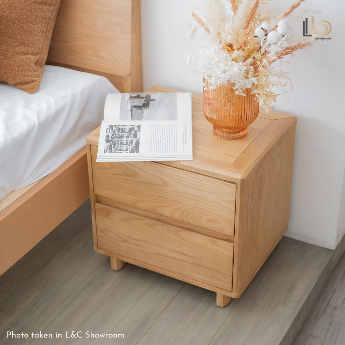 Polly Night Stand