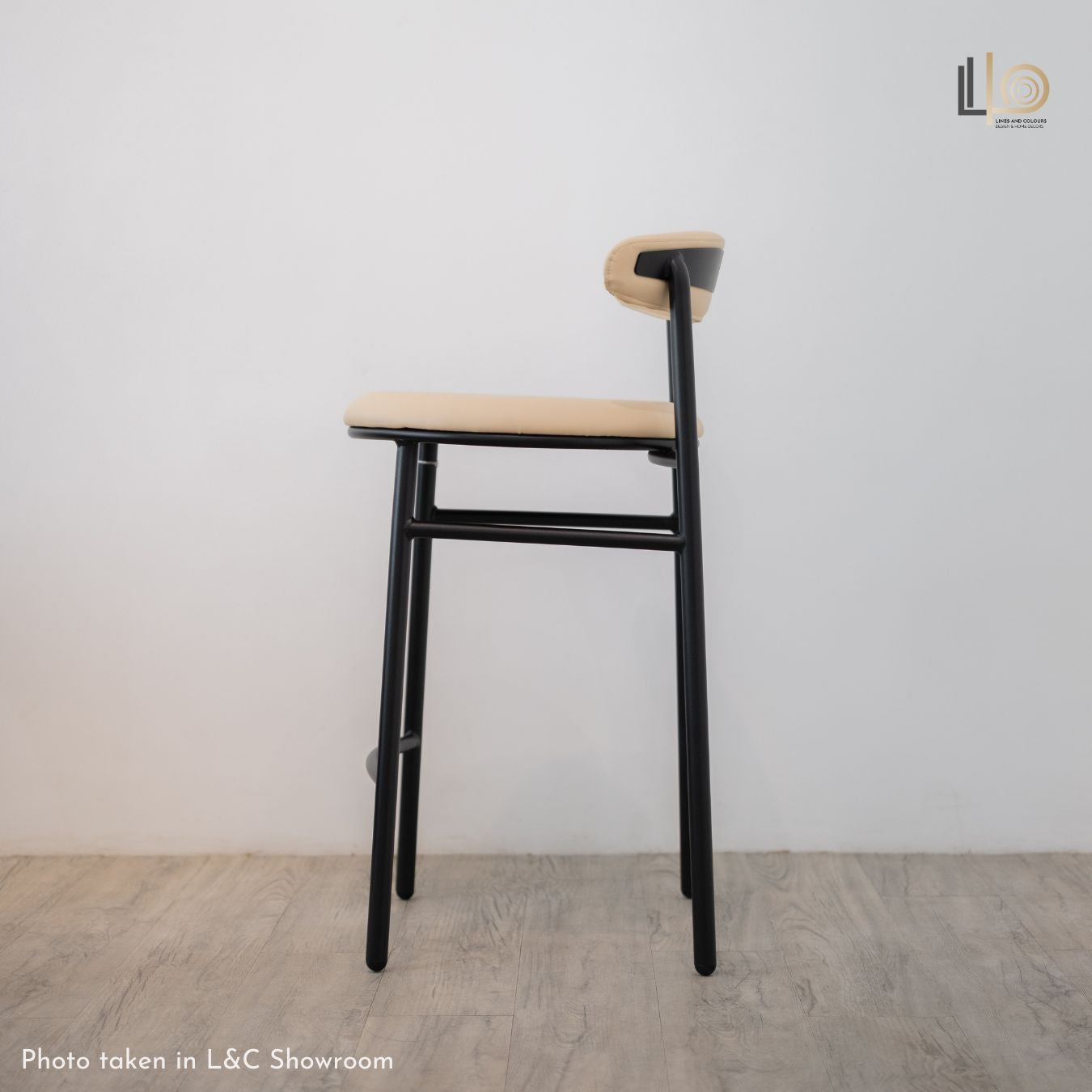 Jorae Bar Chair