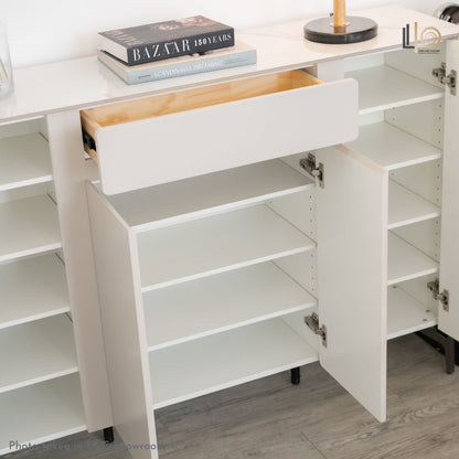 Vaulta Cabinet