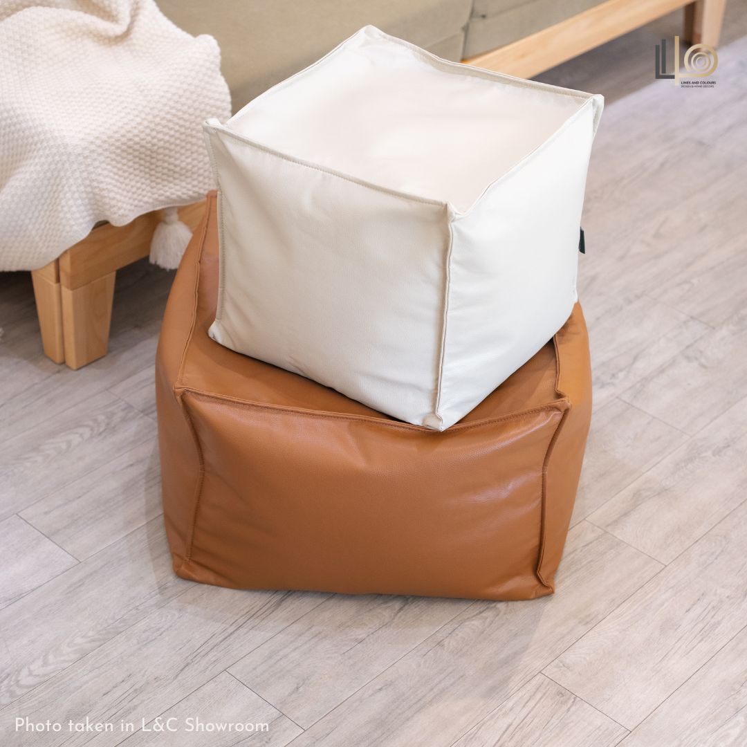 Afia Pouffe