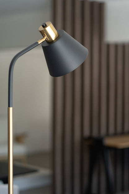 Banie Lamp