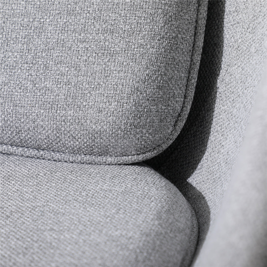 Ryse Lounge Chair