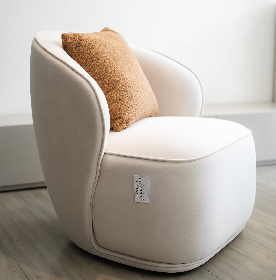 Luna Lounge Chair