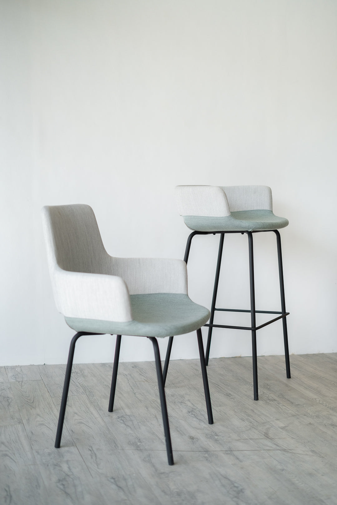 Armoi Chair