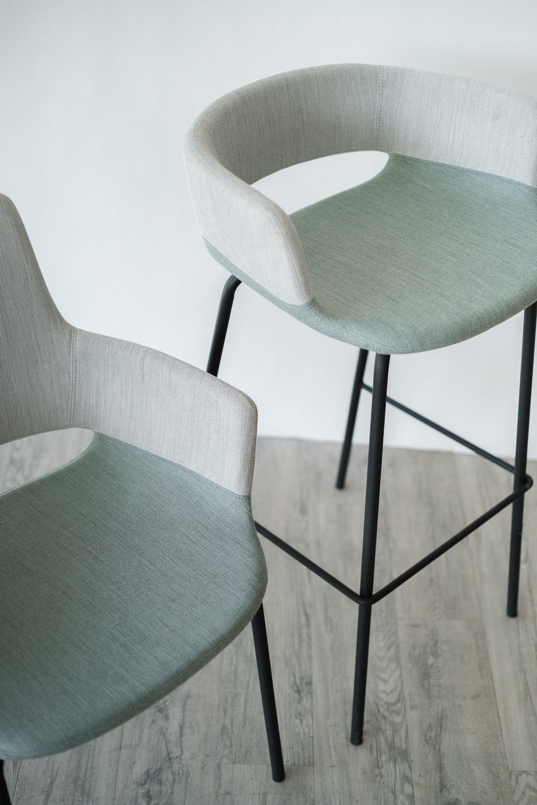 Armoi Chair