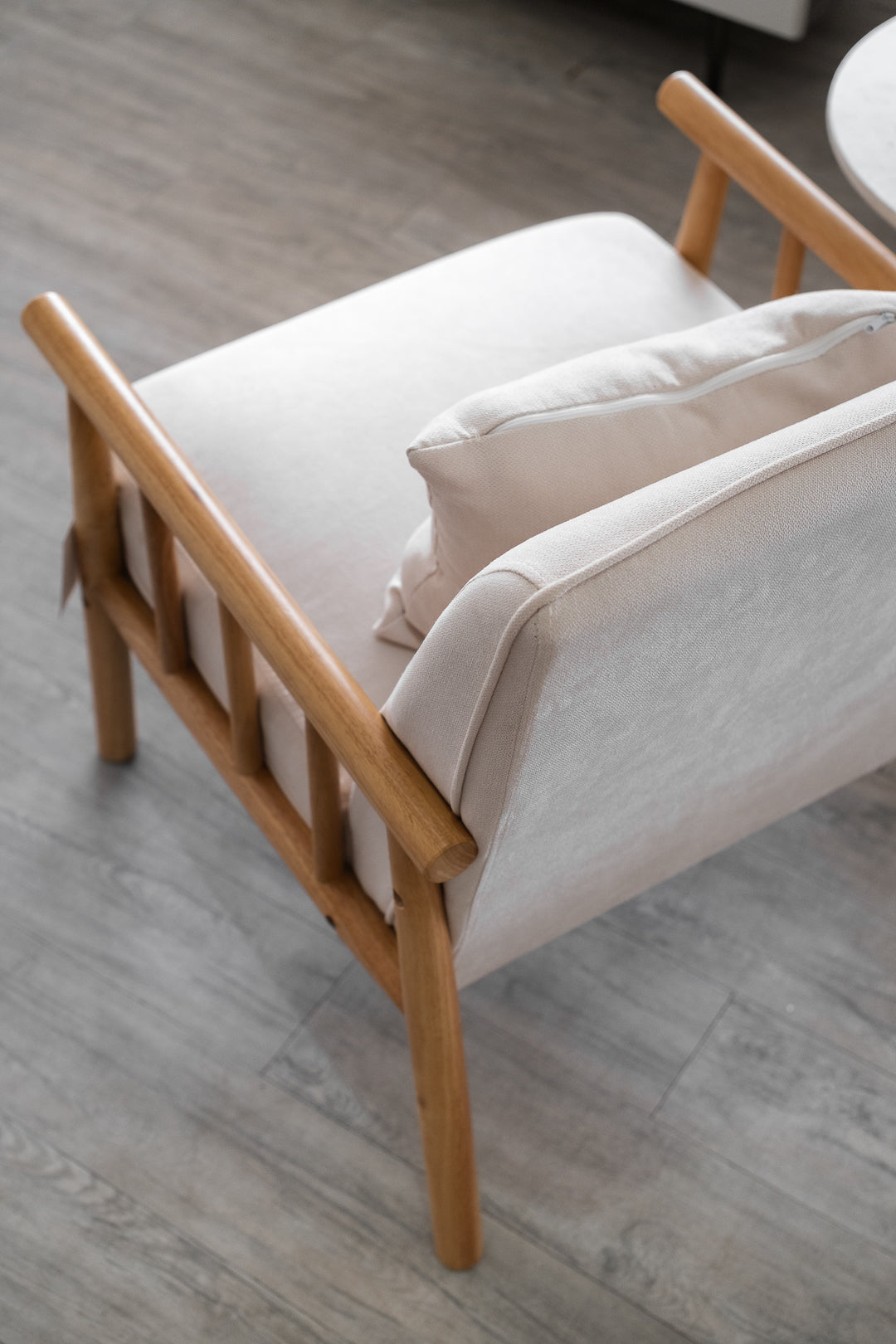 Lilla Lounge Chair