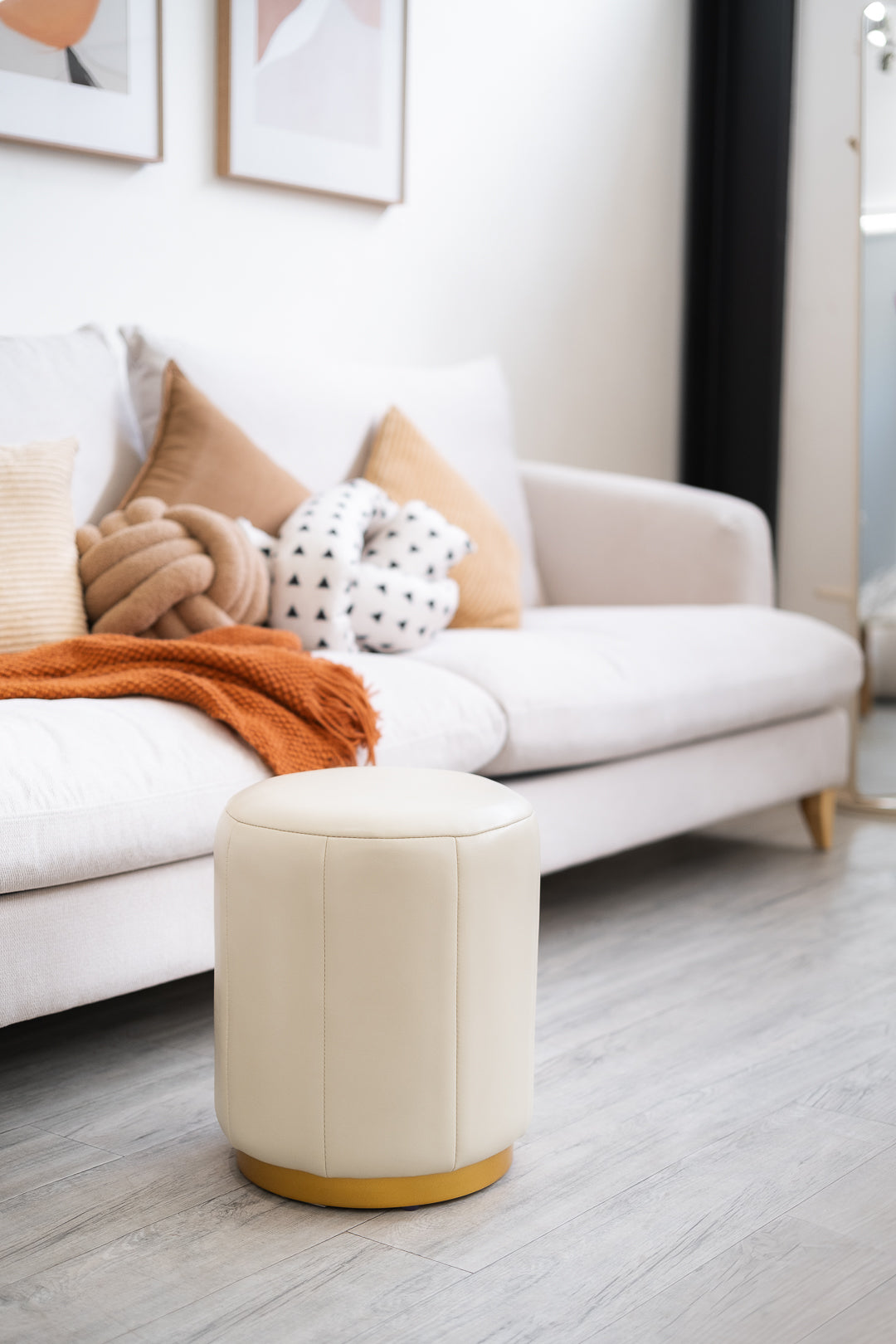 Waija Stool