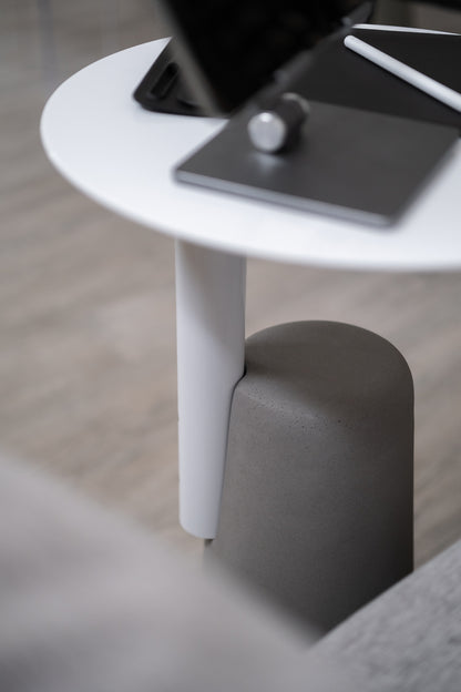Vonsky Side Table