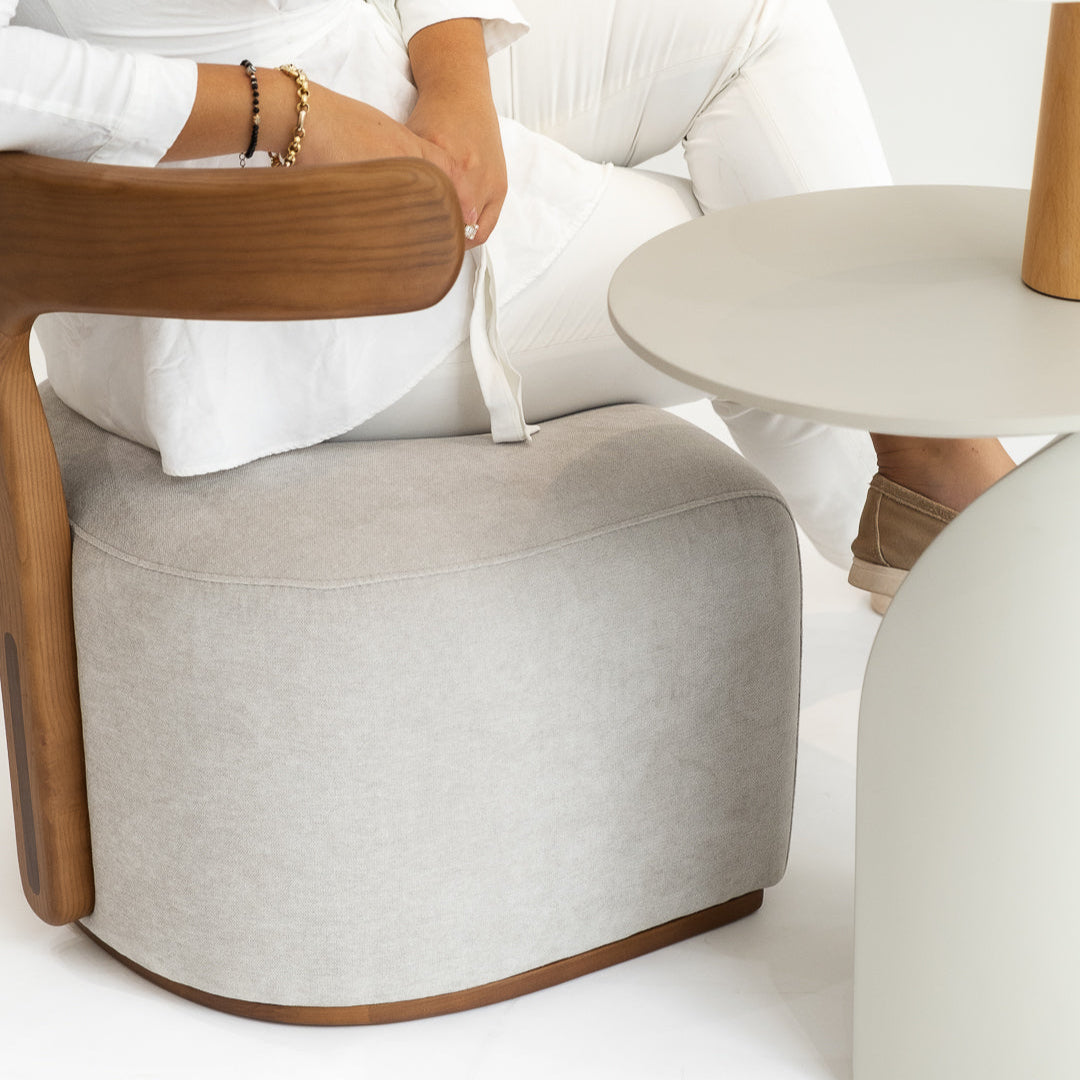 Afomia Lounge Chair