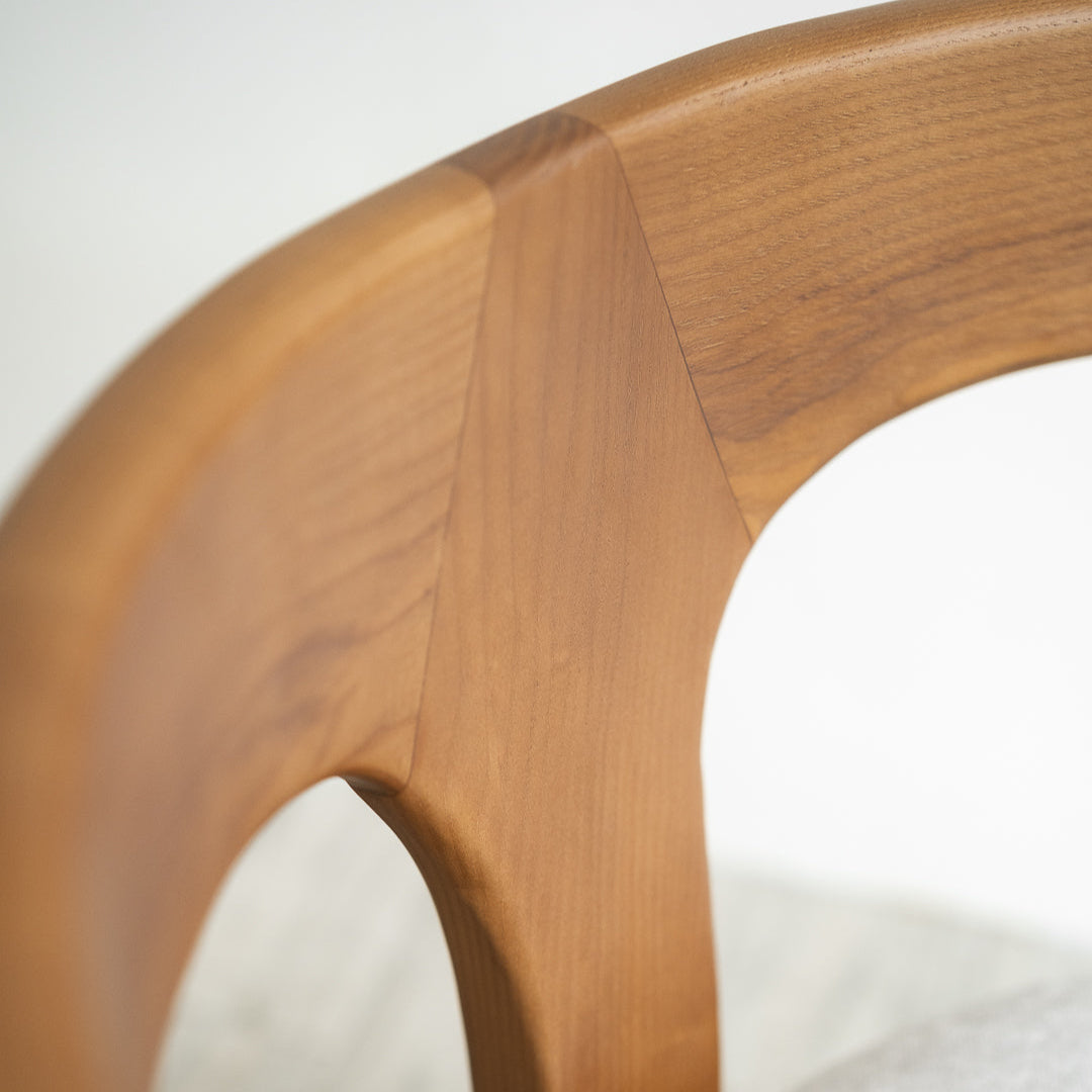 Afomia Lounge Chair