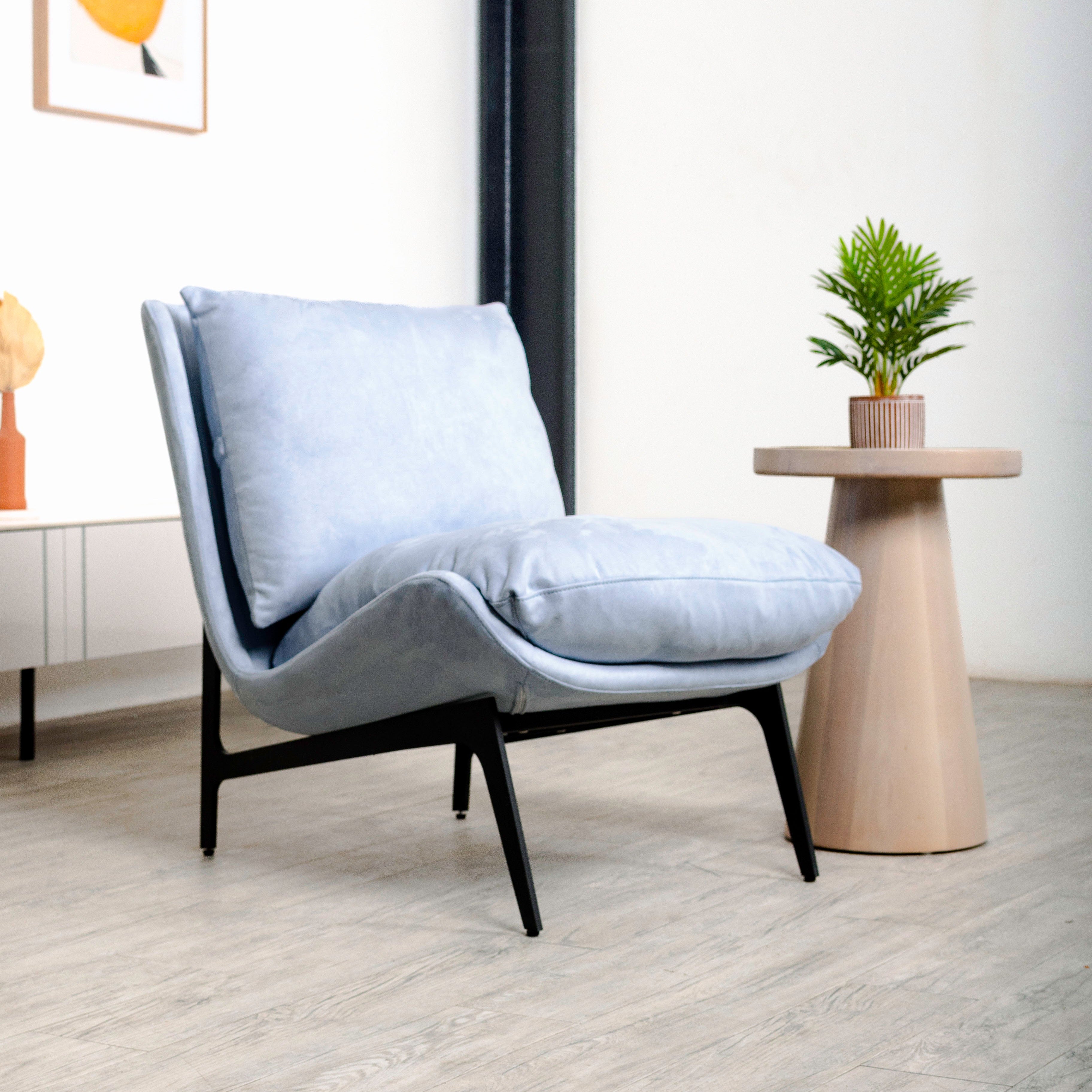 Tossut Lounge Chair