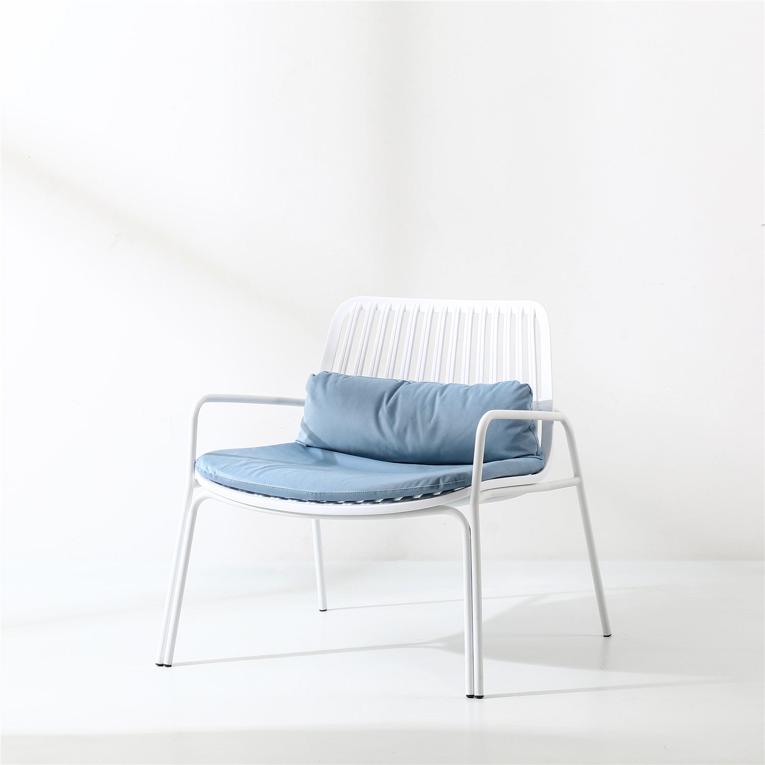 Cushe Outdoor Chair